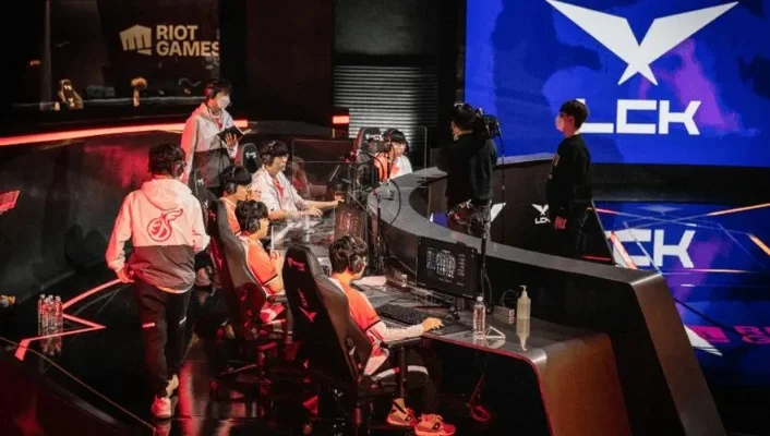 英雄联盟赛事直播中心-赛事直播中心价值分析